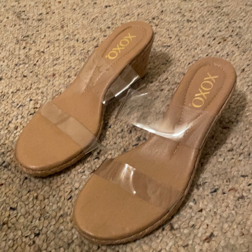 Clear top nude wedges